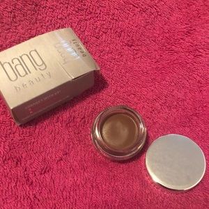 Brand new gel eyeliner for eyebrows